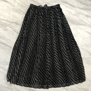 Uniqlo High Waist Chiffon Pleated Skirt Small
